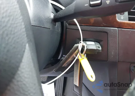 2013 BMW 328I z USA, uszkodzony, nr VIN WBADW3C59DE824643